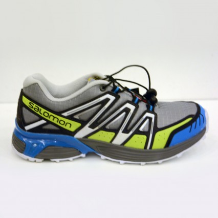 Yasna’s Sports shoe, Padded with mesh Footbed, Textured Outsole